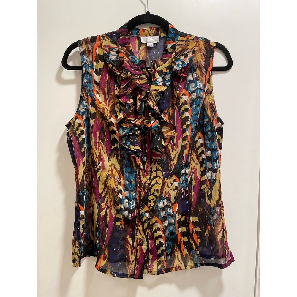 Tahari sleeveless ruffle button down top
